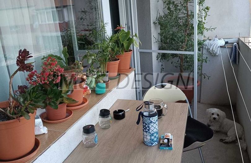 Apartament 3 camere Aradului 2 bai 2 balcoane centrala proprie - Poză 22