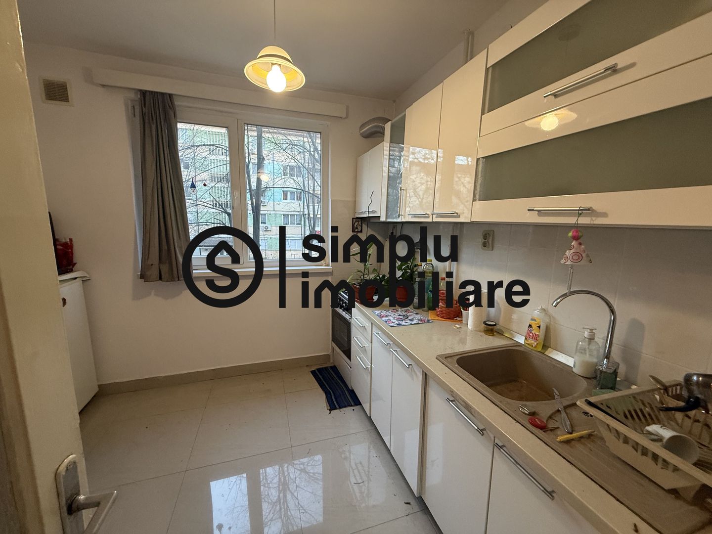 3 camere semi, etaj 2/4, Rovine - 134 900 Euro - Poză 1