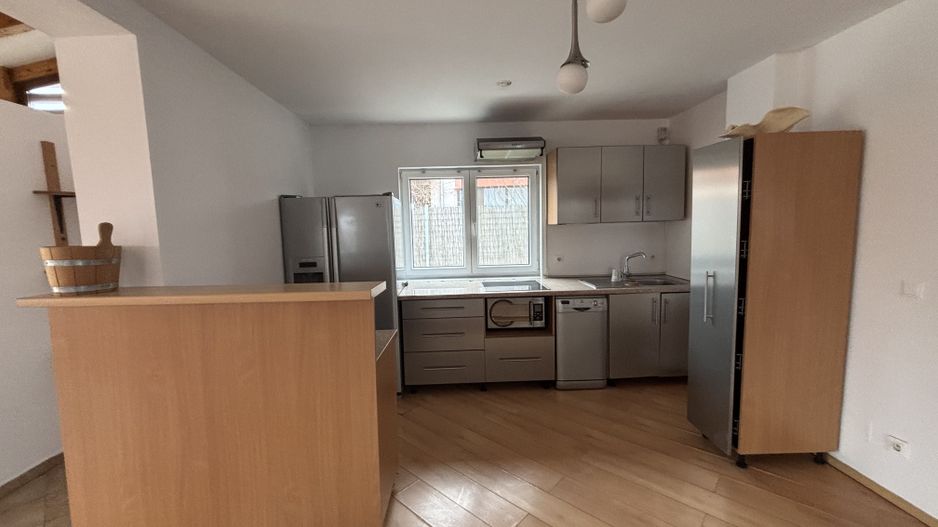 Individuala cu piscina - Poză 4