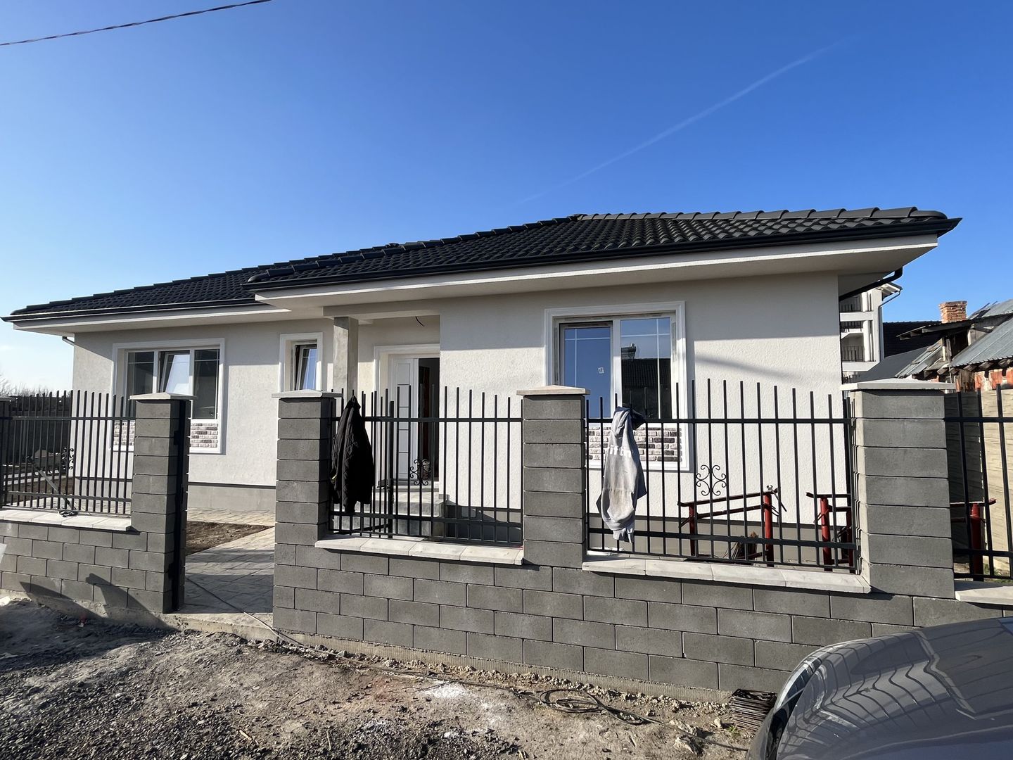 Individuala Utvin,4 Camere,2 Bai,Terasa Acoperita - Poză 1