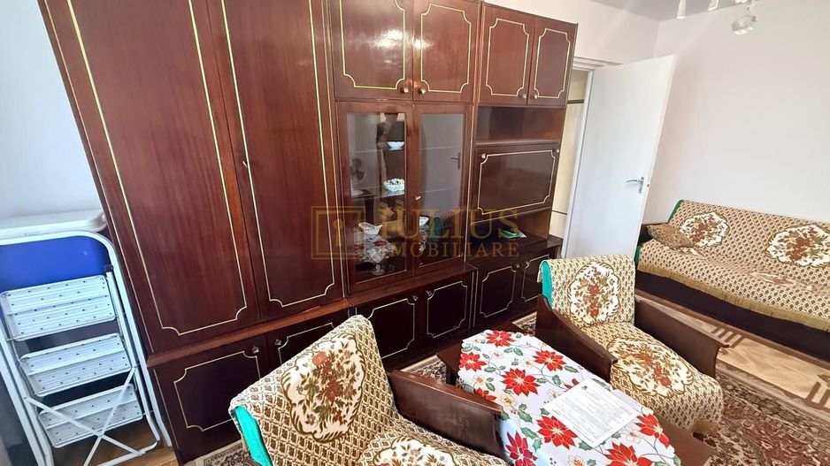 2 camere| cu vedere catre Bega-zona superba| apartament frumos, costuri mici| - Poză 8