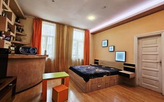 Proprietate in vila, etaj, partial renovat - Pasajul Unirii - 154 mp - Poză 7