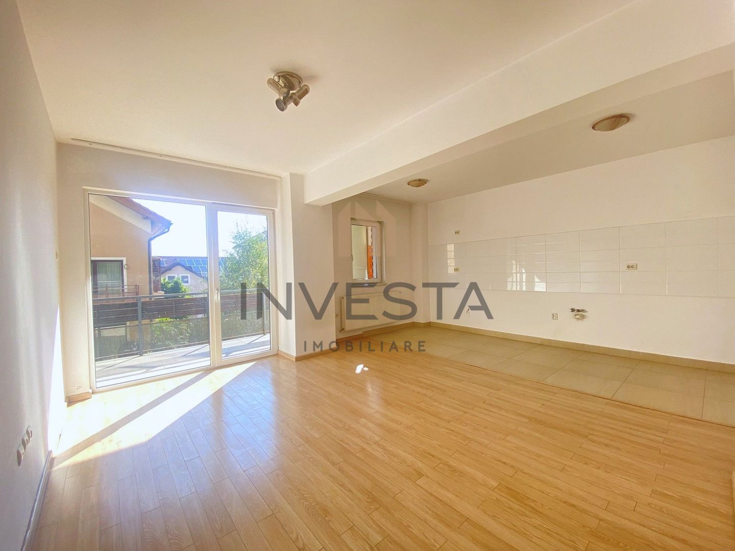 Apartament 2 camere, parcare subterana, etaj intermediar, Buna Ziua - Poză 1