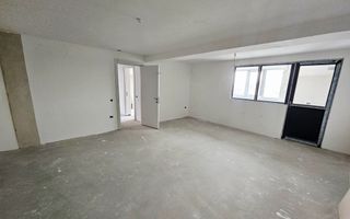 Vila Tătărani - 280 mp utili - 500 mp Teren - 8 Camere + 4 Băi - Poză 11