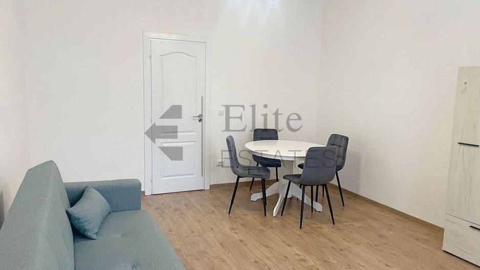Apartament central cu o camera de vanzare - Poză 4