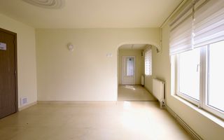 Casa de vanzare 12 camere | 2 constructii - Business, Rezidential | PH - Poză 3