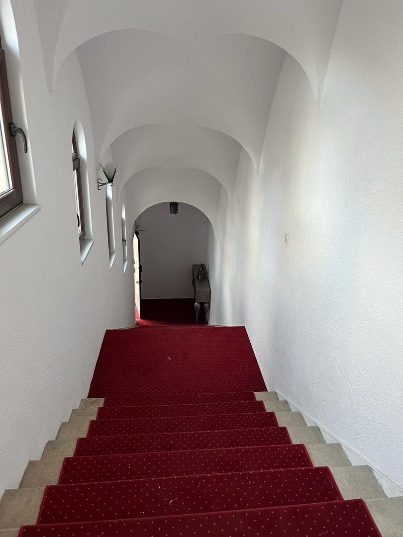 Apartament in vila 5 camere / zona Herastrau Nord - Biserica Cașin - Poză 10