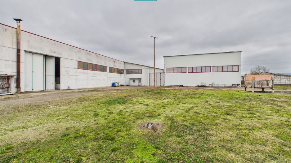 Hală de producție, cu birouri și teren, în Sebiș - Poză 65