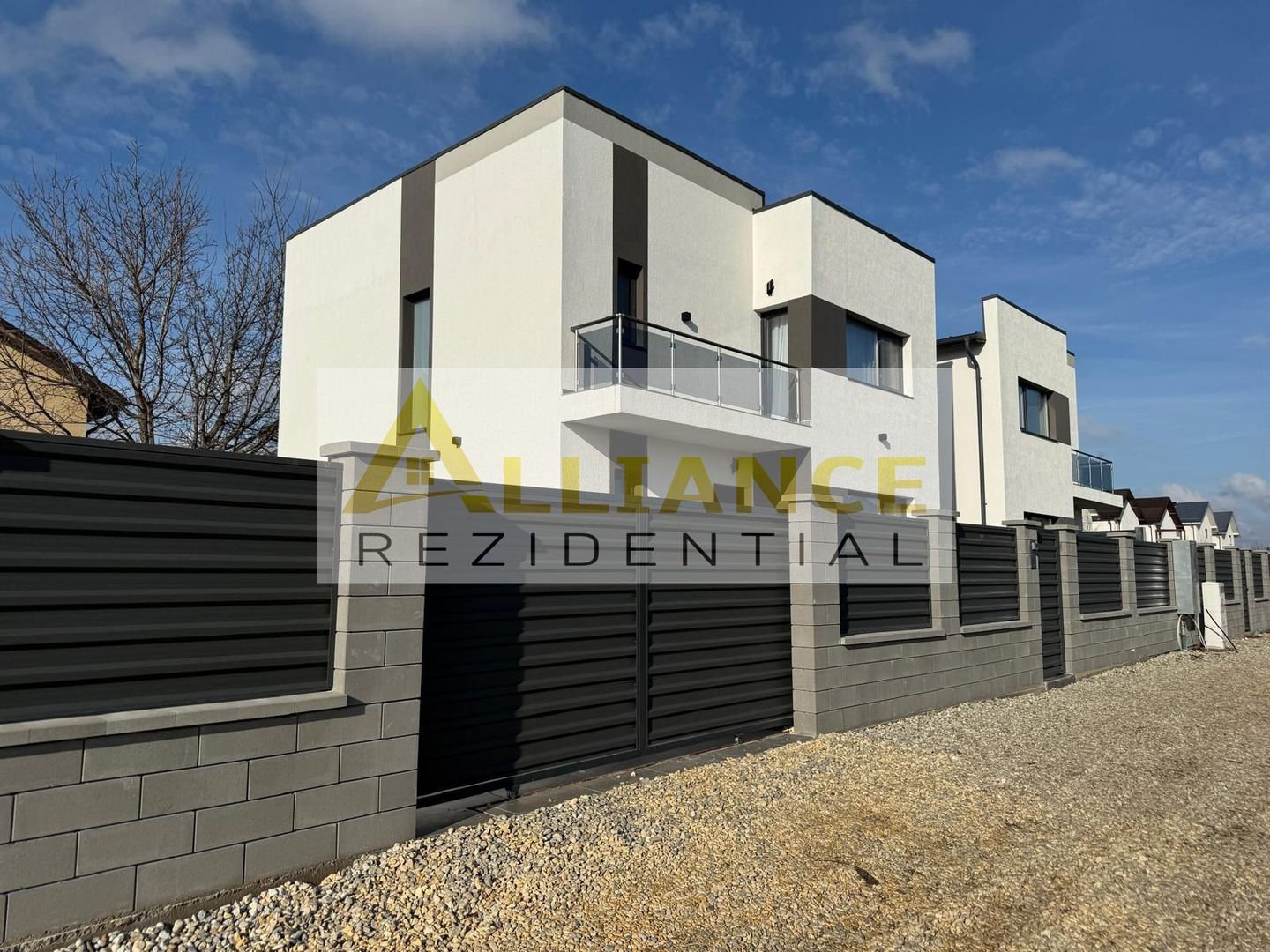 Casa individuala ||4 camere 2 bai || teren 418mp - Poză 2