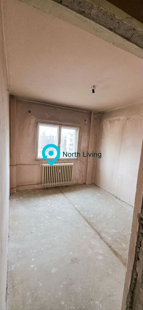 Apartament 4 camere de vânzare - Zona Tineretului - Poză 3