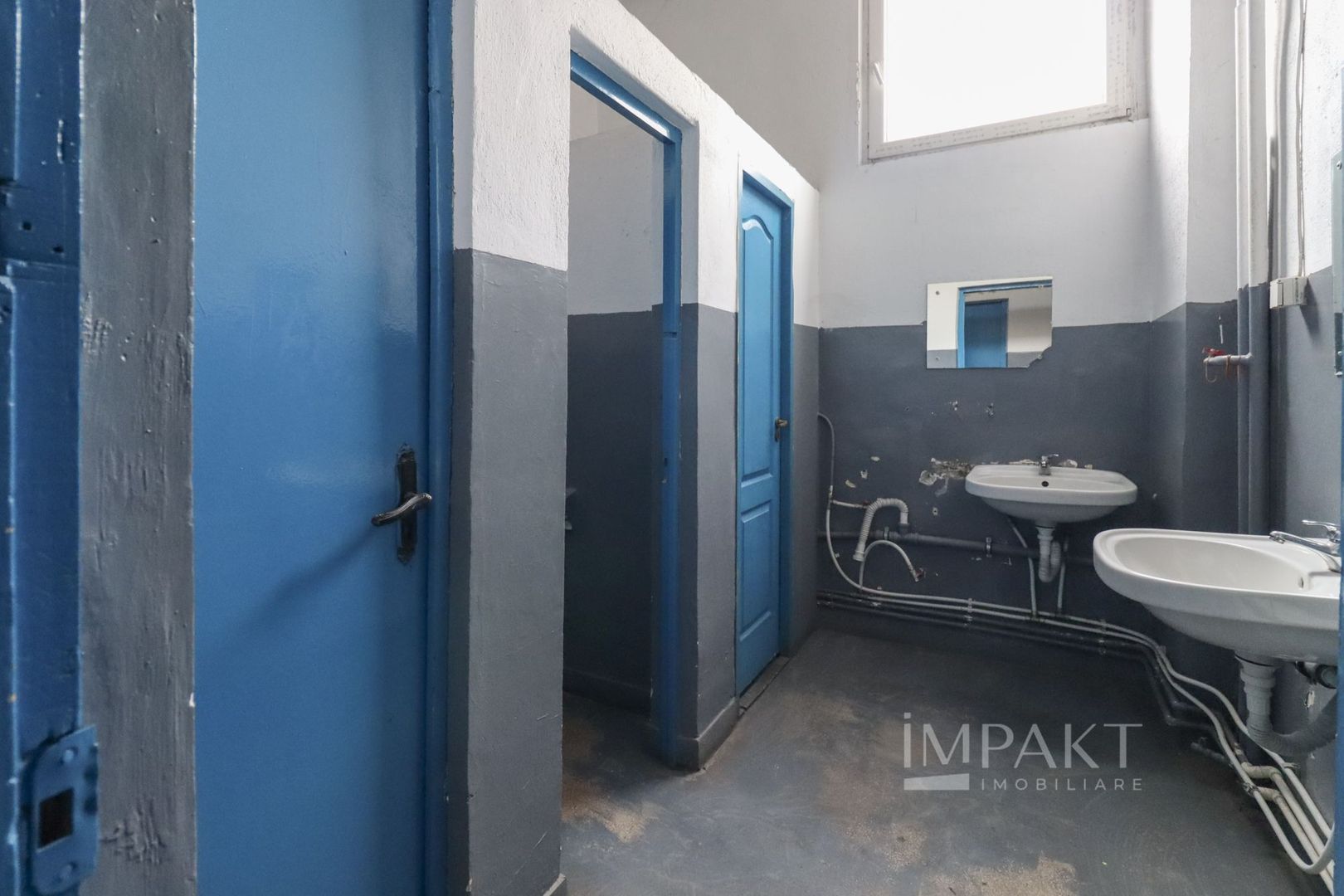 Hala de 614 mp la inchiriat open-space zona Piata 1 Mai - Poză 9