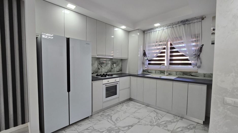 Vila 3 camere Cosmopolis - Poză 5