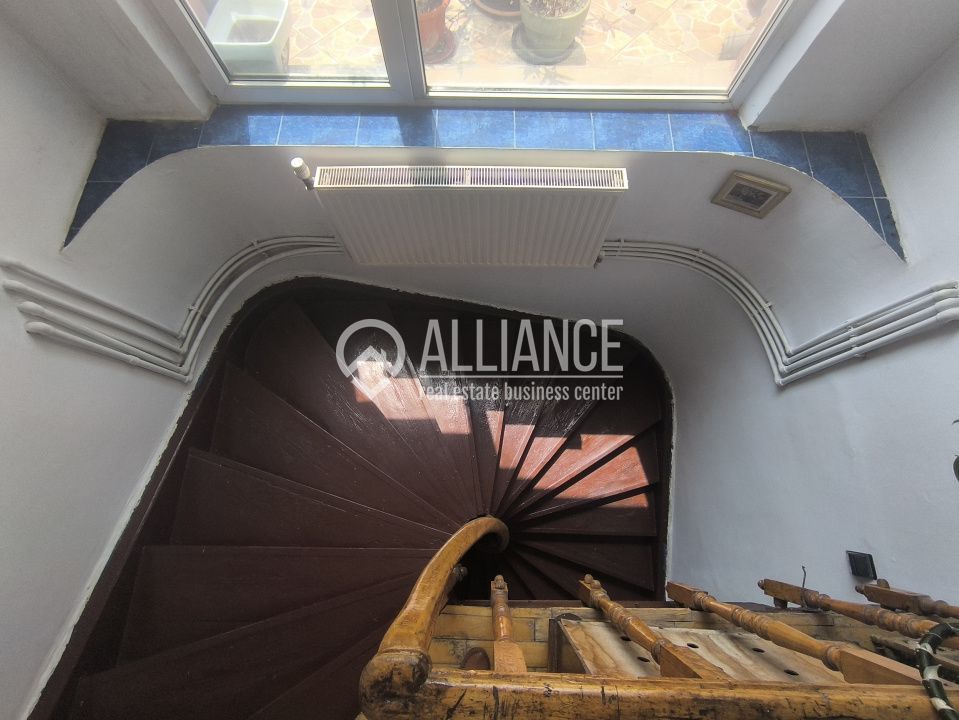 CENTRU VECHI (COD03) - Apartament boem cu terasa si balcon ! - Poză 3