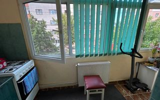 Vind apartament 2 camere. - Poză 5