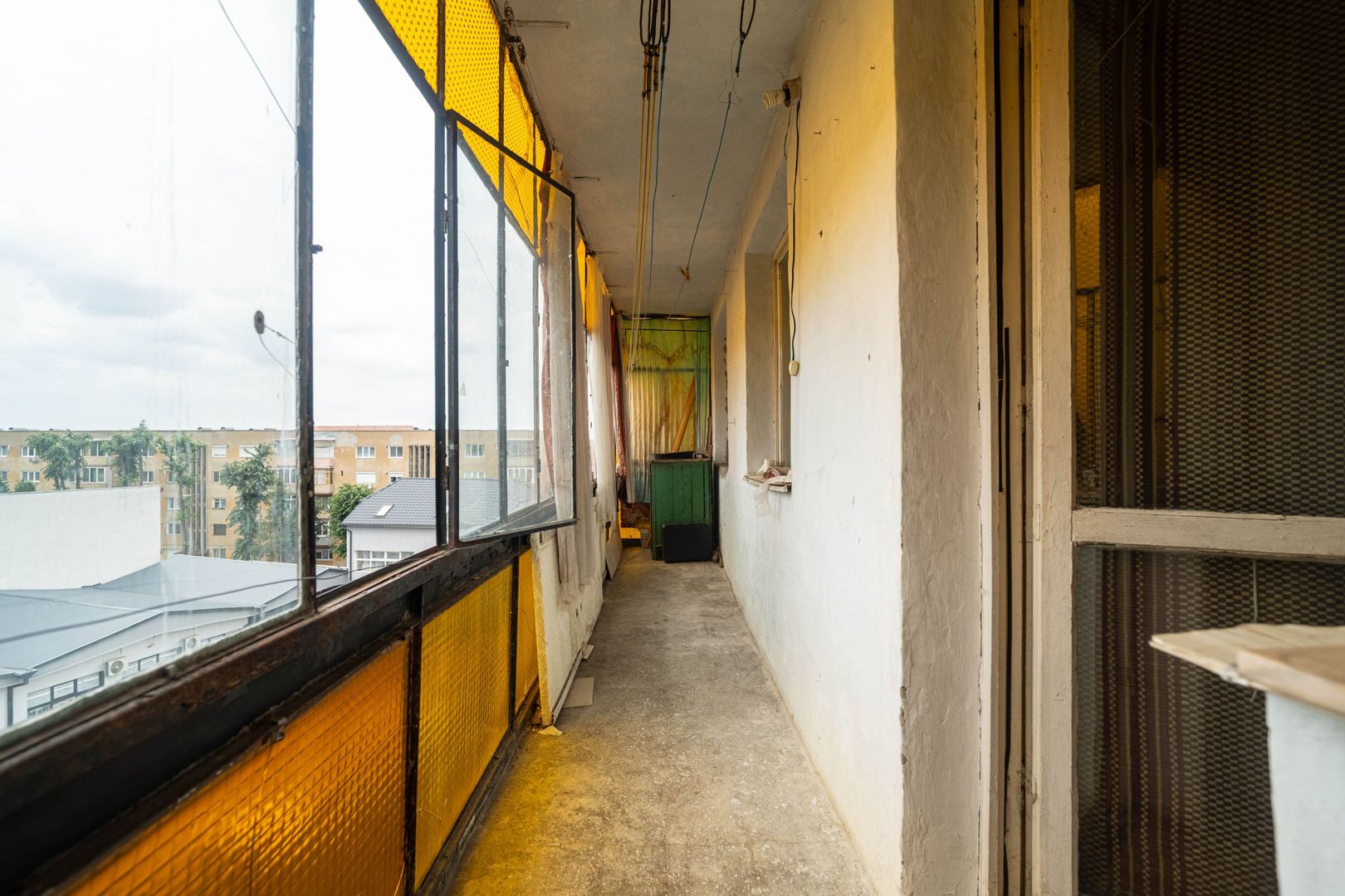 Apartament 4 camere decomandat - bvd. Revolutiei - COMISION 0 - Poză 8