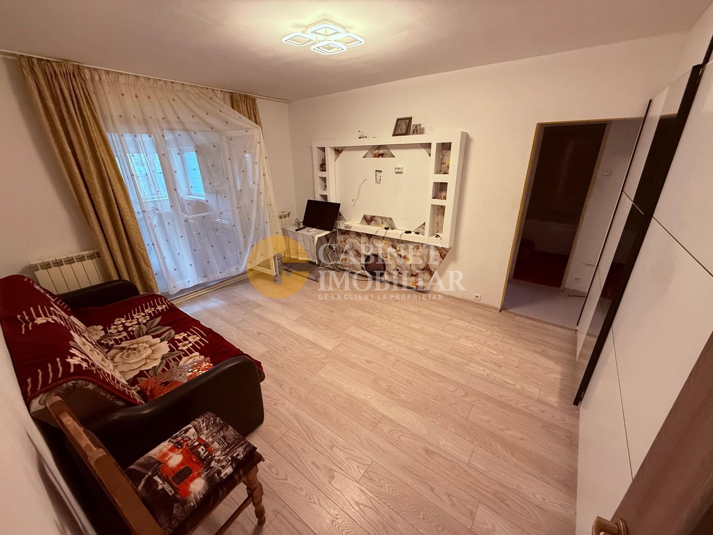 Ap. 2 Camere Semidecomandat - Zona Dacia - Poză 1