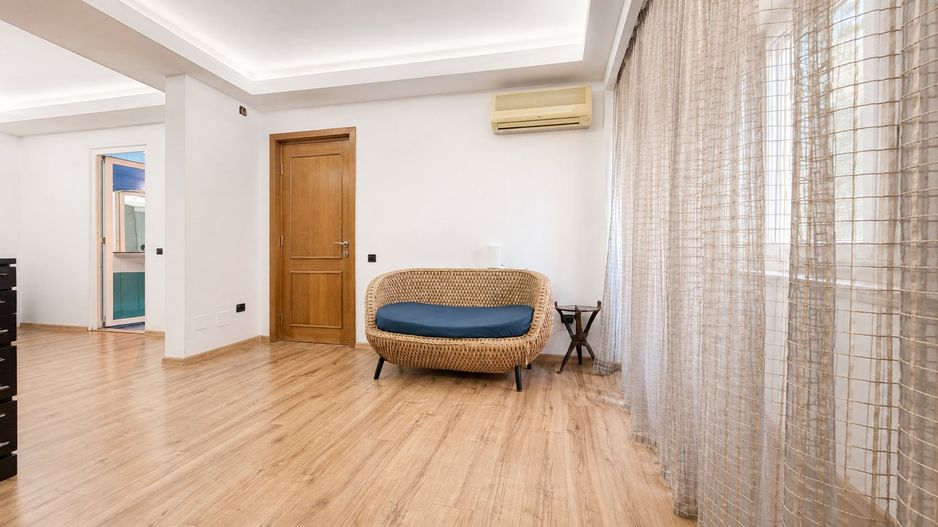 Vila zona Stefan cel Mare - 380 mp teren - 452 mp utili, Rezidential / Office - Poză 18