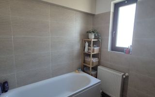 Apartament 2 camere, 2 locuri parcare, Valea Lupului - Poză 4