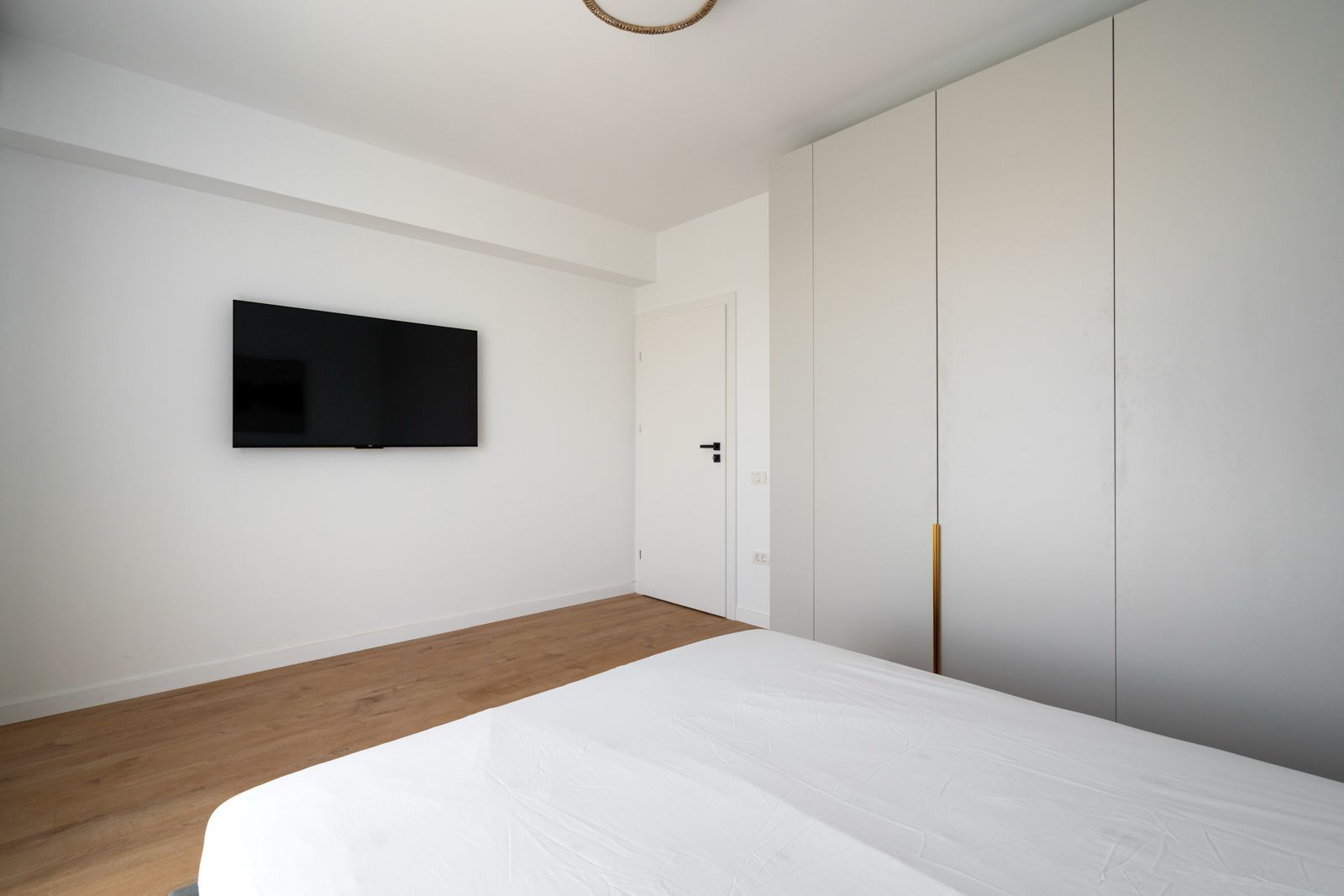 For Rent I 2-Room Apartment | Tunari I Separated Kitchen | Parking - Poză 15