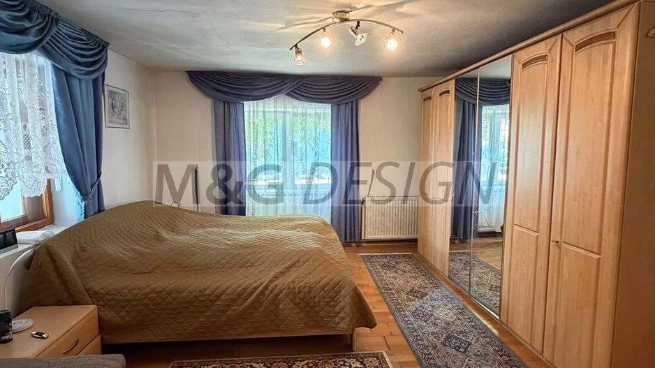Casa nemteasca 4 camere Uivar - Poză 1