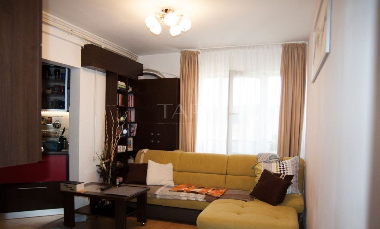 Apartament 3 camere, Petrom, mobilat, utilat, cu loc de parcare privat - Poză 1