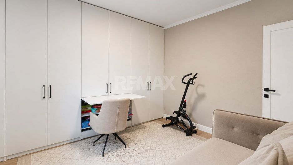 Casă 3 + Living, renovată | 17 ari | Panouri fotovoltaice | Pompă de căldură | Măgdăcești - Poză 14