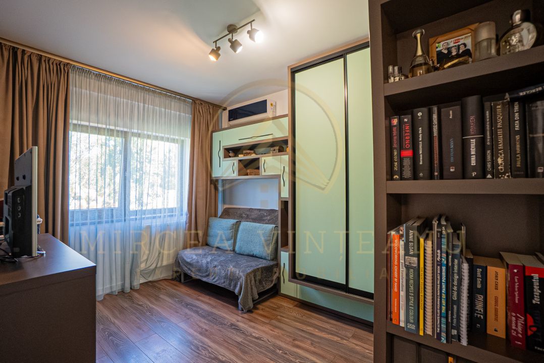 Casa P+1E de vanzare in Mamaia - Tabara Navodari - Poză 18