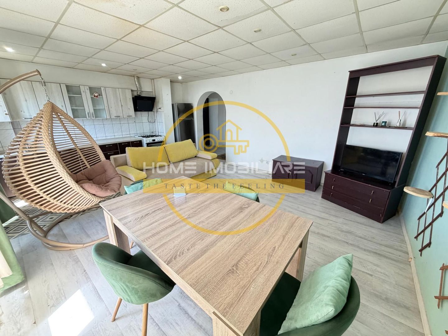 Apartament cu 3 camere / 75mp/ zona Nicolina prima statie - Poză 2