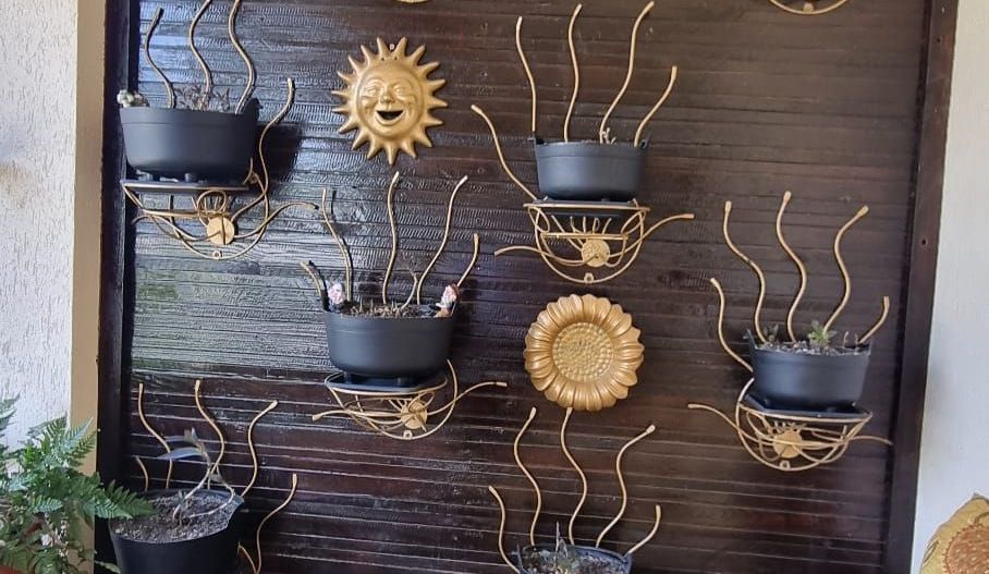 Parter cu structură pentru etaj, curte amenajată și organizare impeca - Poză 47