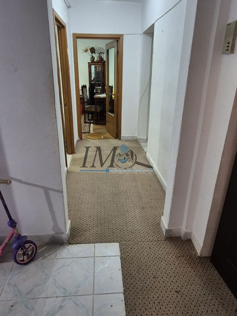 Apartament cu 4 camere de vanzare in Blaj - Poză 8