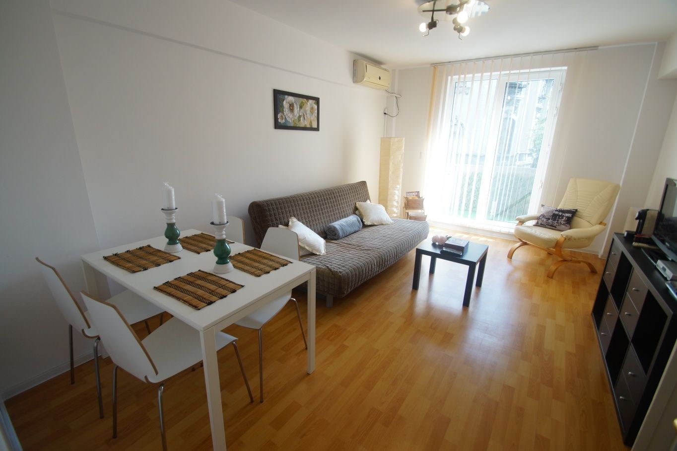 Apartament 3 camere I Bvd Regina Elisabeta I Cișmigiu - Poză 1