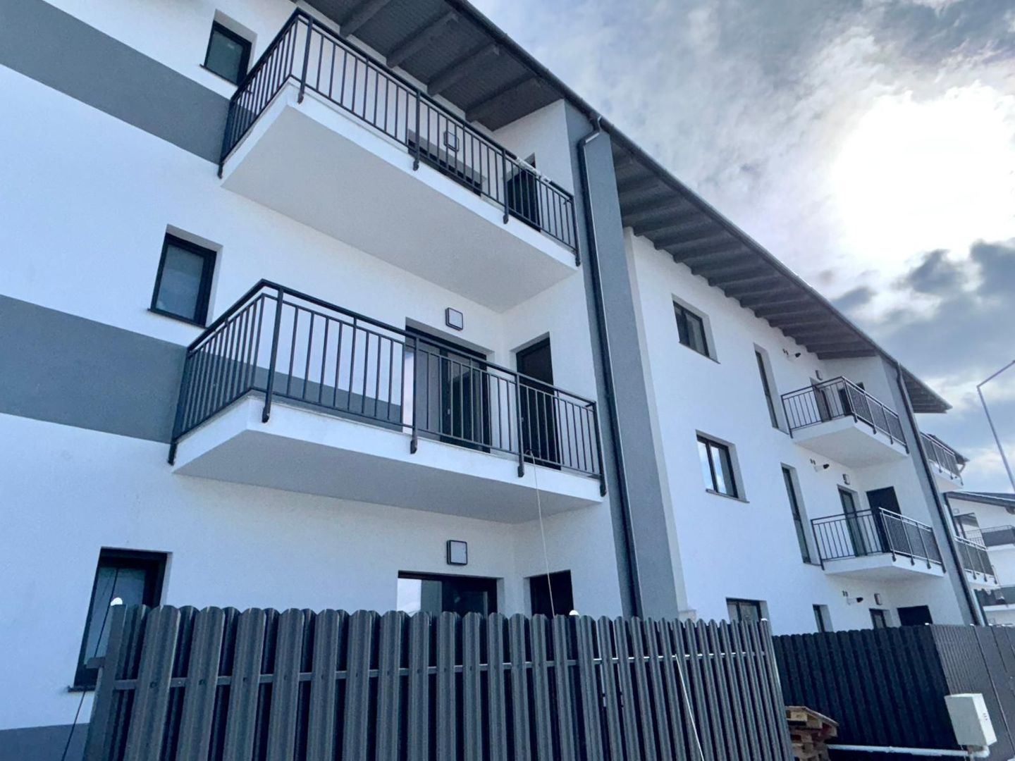 Apartament 3 camere, 2 bai - Zona Unirii, Selimbar - Poză 13
