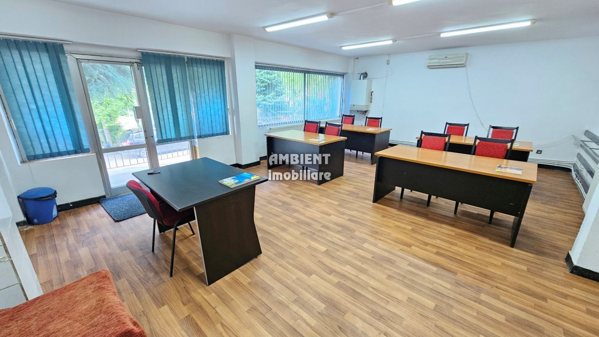 DE INCHIRIAT - Spatiu birouri/comercial - 86 mp, zona TRAIAN; - Poză 2