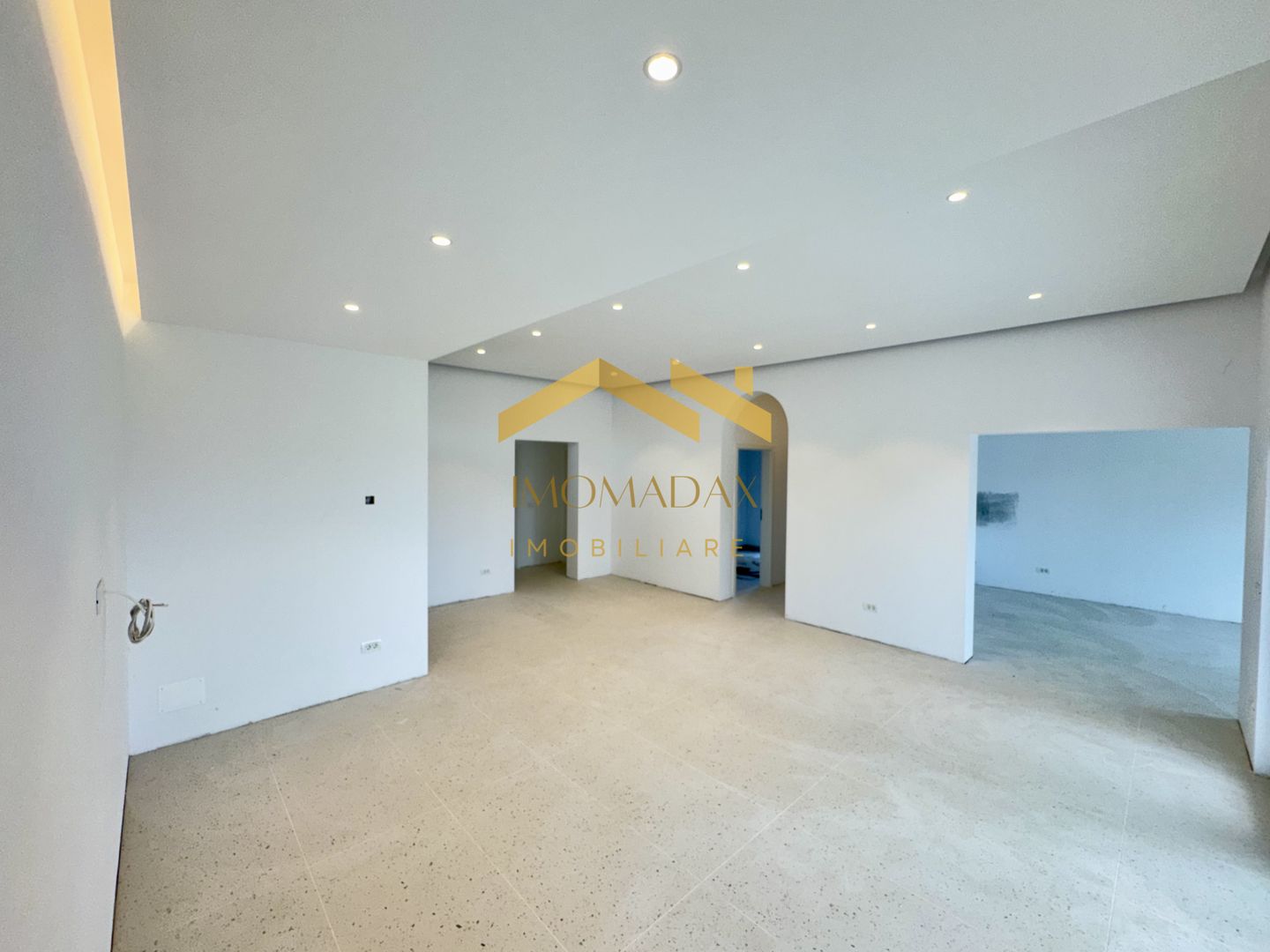 Utvin-Casa Individuală-Predare Imediată - Poză 1