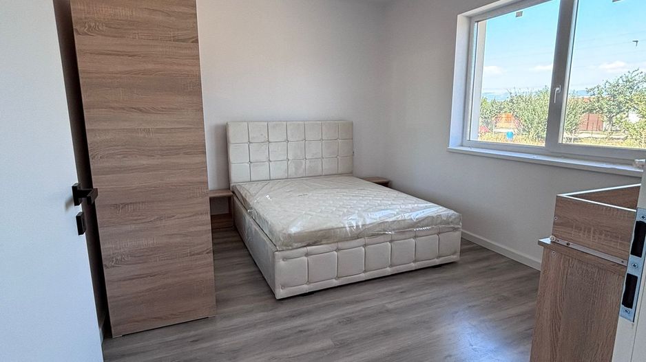 Casă modernă de închiriat 🏡 - Poză 6