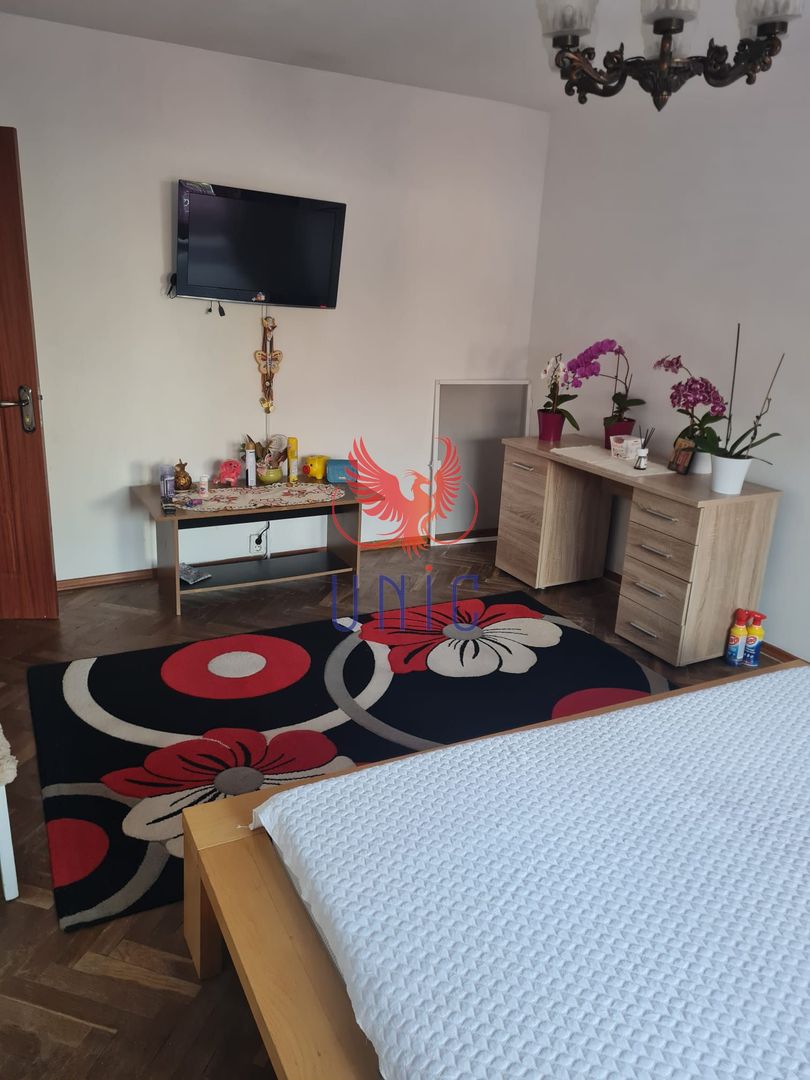 Apartament 3 camere decomandat parter, 1 Mai - Poză 7