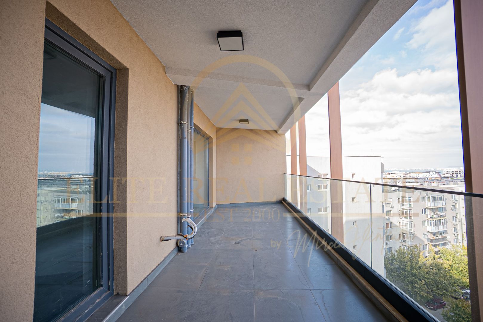 Tomis Plus - Celine Elegance - Vânzare apartament cu 2 camere cu vedere la Lac! - Poză 12