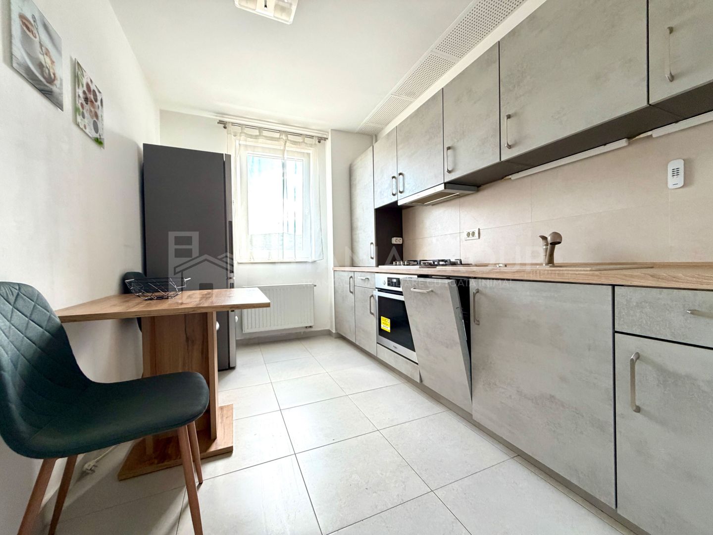 Apartament 2 camere decomandat | Parcare și Boxă | Urban Plaza - Poză 3