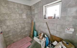 1/2 Duplex finisat 90%, 4 camere, 317 mp teren, zona Centru - Poză 8
