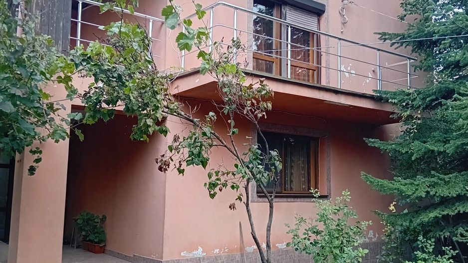 Casă Spațioasă P+1+M, 265 mp Utili, 1000 mp Teren – Toate Utilitățile, Vânători - Poză 19