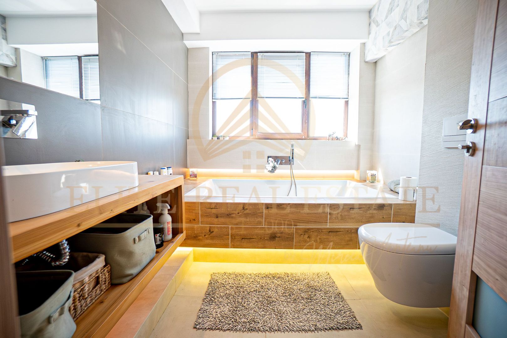 Apartament 3 camere Palazu Mare – 121 mp cu vedere la lac si parcare - Poză 11