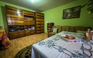 Casă 4 camere și 720 mp teren + beci și anexe - Poză 8