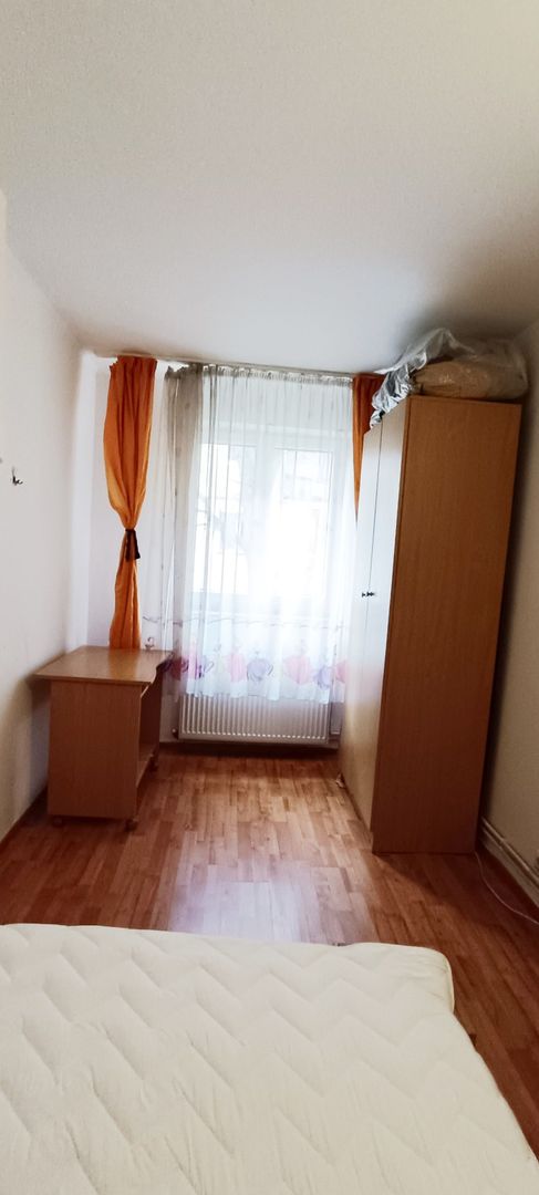 Apartament decomandat,Mobilat,Brasov-Astra - Poză 4