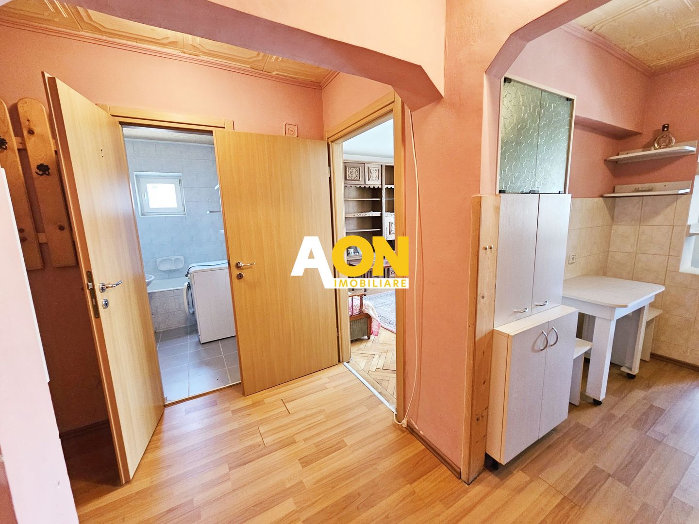 Garsoniera mobilata, utilata, 30 mp utili, etaj 2, Cetate - Poză 5