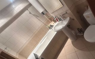 De vanzare aparatament 3 camere - zona Drumul Taberei - Poză 4