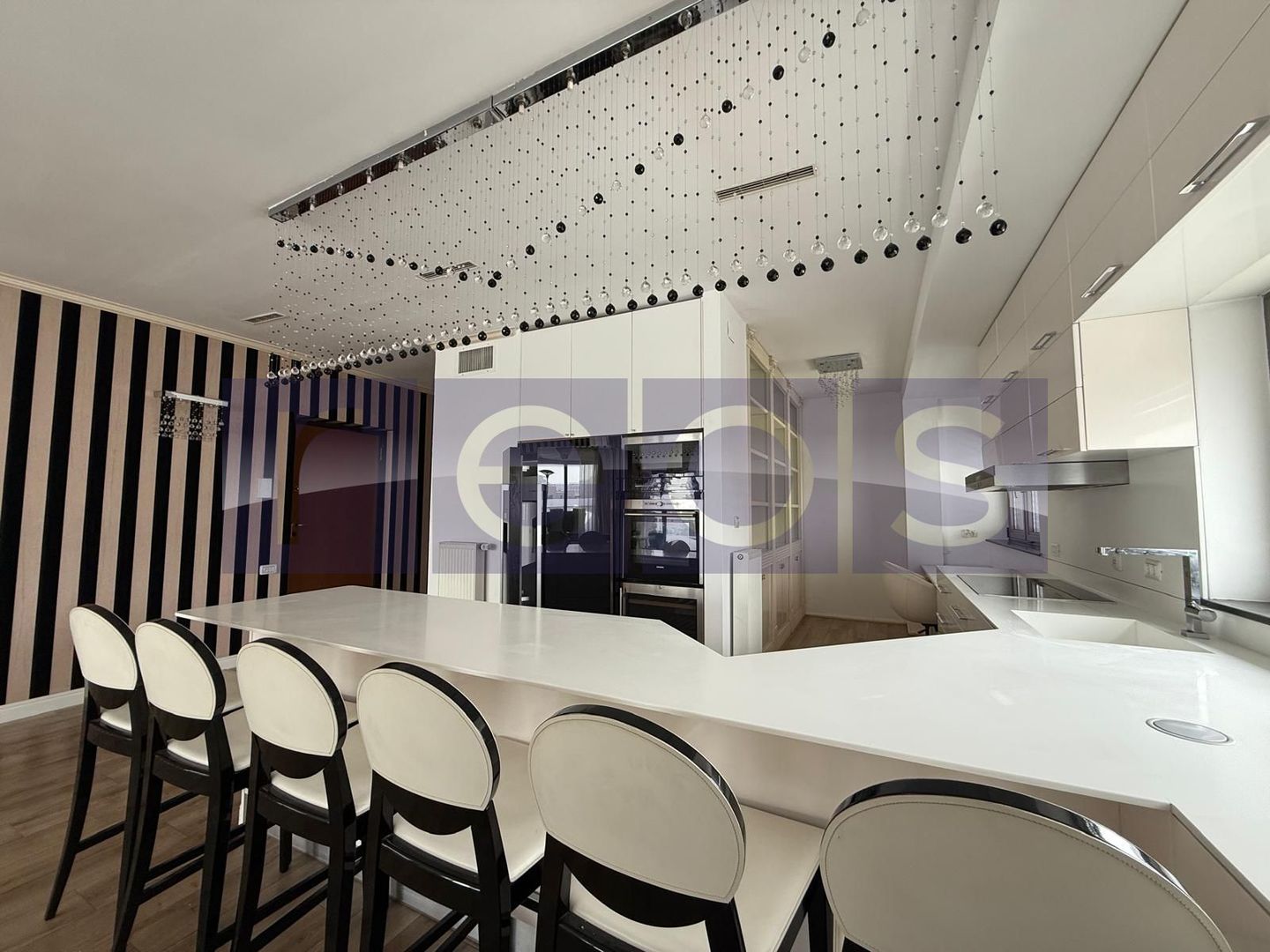 VANZARE PENTHOUSE DEOSEBIT 181MP | TERASA 280MP | MOBILAT - UTILAT LUX - Poză 6
