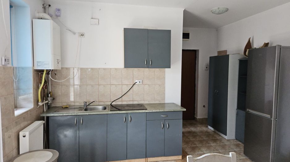 De inchiriat garsoniera in zona Hasdeu, langa UMF - Poză 3