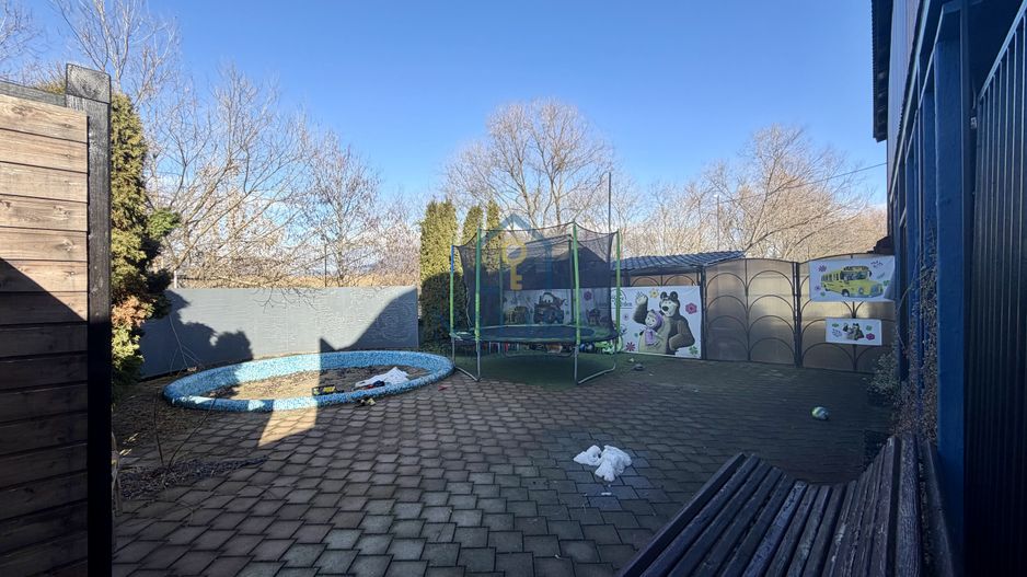 Proprietate unică de vânzare – piscină, restaurant, terasă - Poză 12