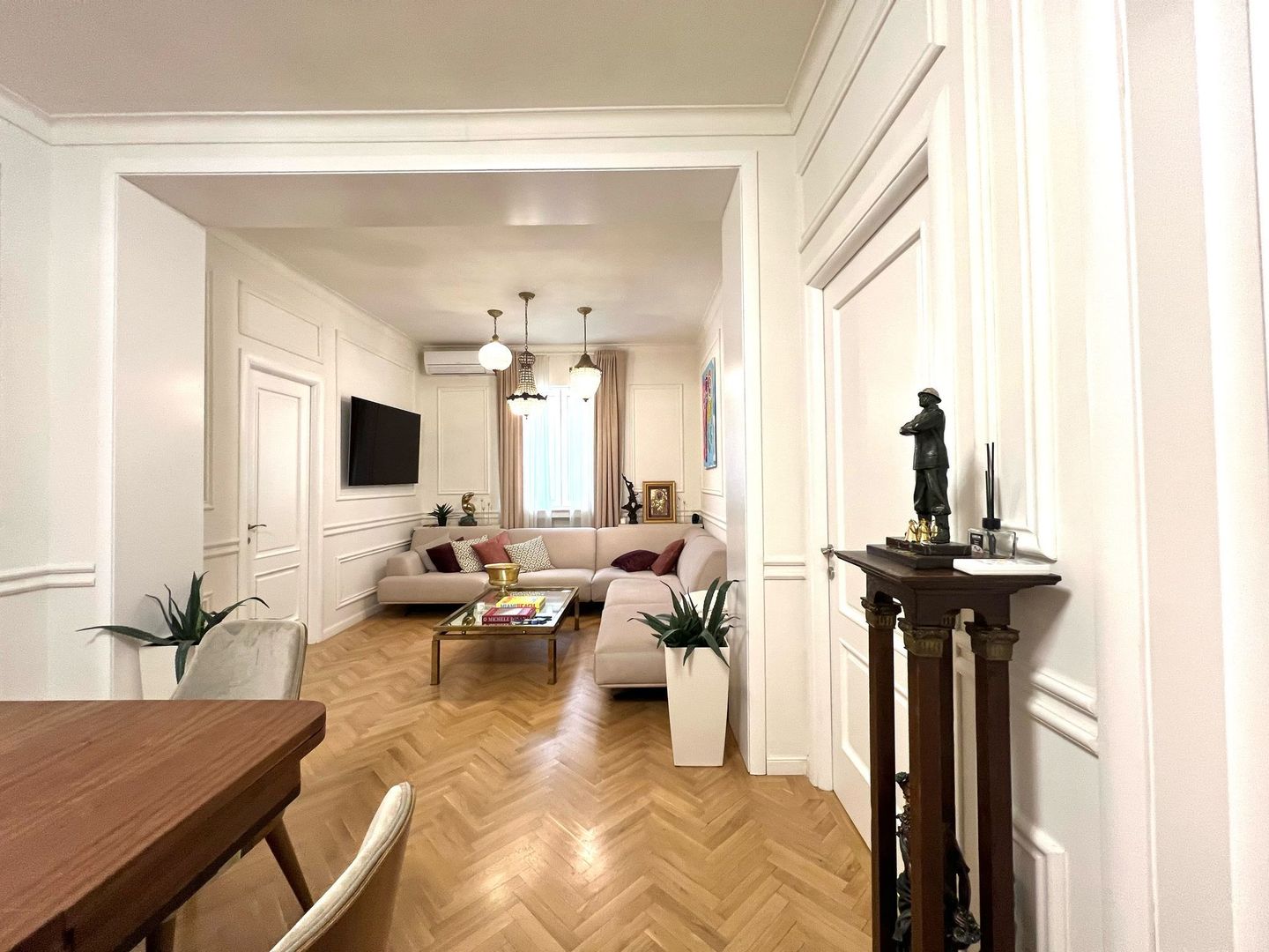 Singur pe etaj: Apartament elegant, 4 camere + birou | Dorobanti - Poză 2