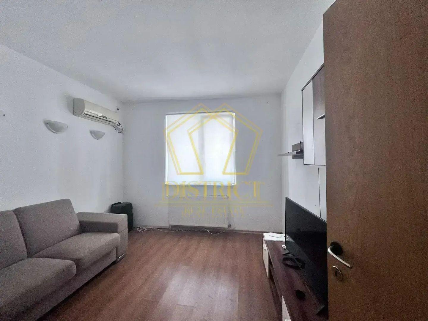 Apartament superb cu 2 camere | Giroc - Poză 2